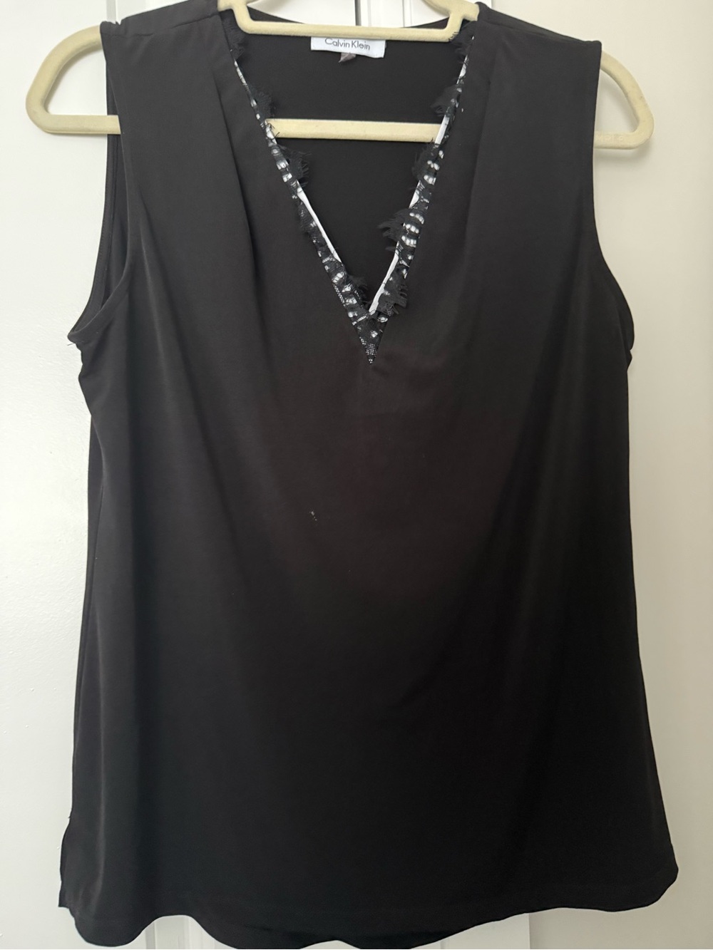Calvin Klein Black Sleeveless V-Neck lace Trim Camisole- size medium